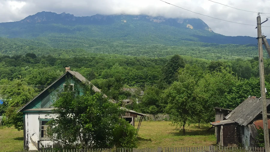  Посёлок Отдалённый Вид на гору Черногор - Спящий черкес